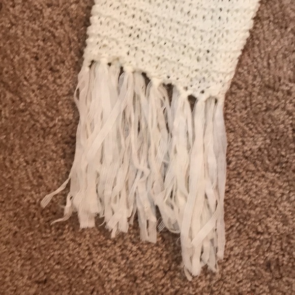 Entro Ribbon Fringe Sweater - Picture 4 of 7